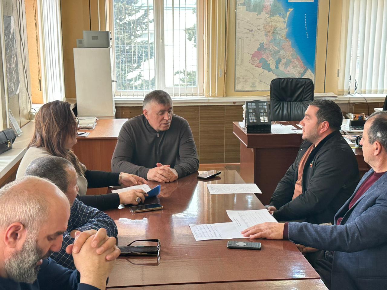 Магомед Шапиев провёл выездной приём граждан в Кайтагском районе